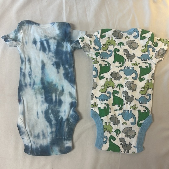 GAP + 3 piece newborn baby outfit/set - Picture 3 of 7